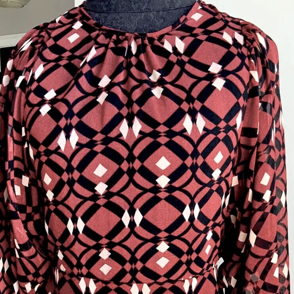 New Zara Geometry print Mini Chiffon Dress - Picture 11 of 13